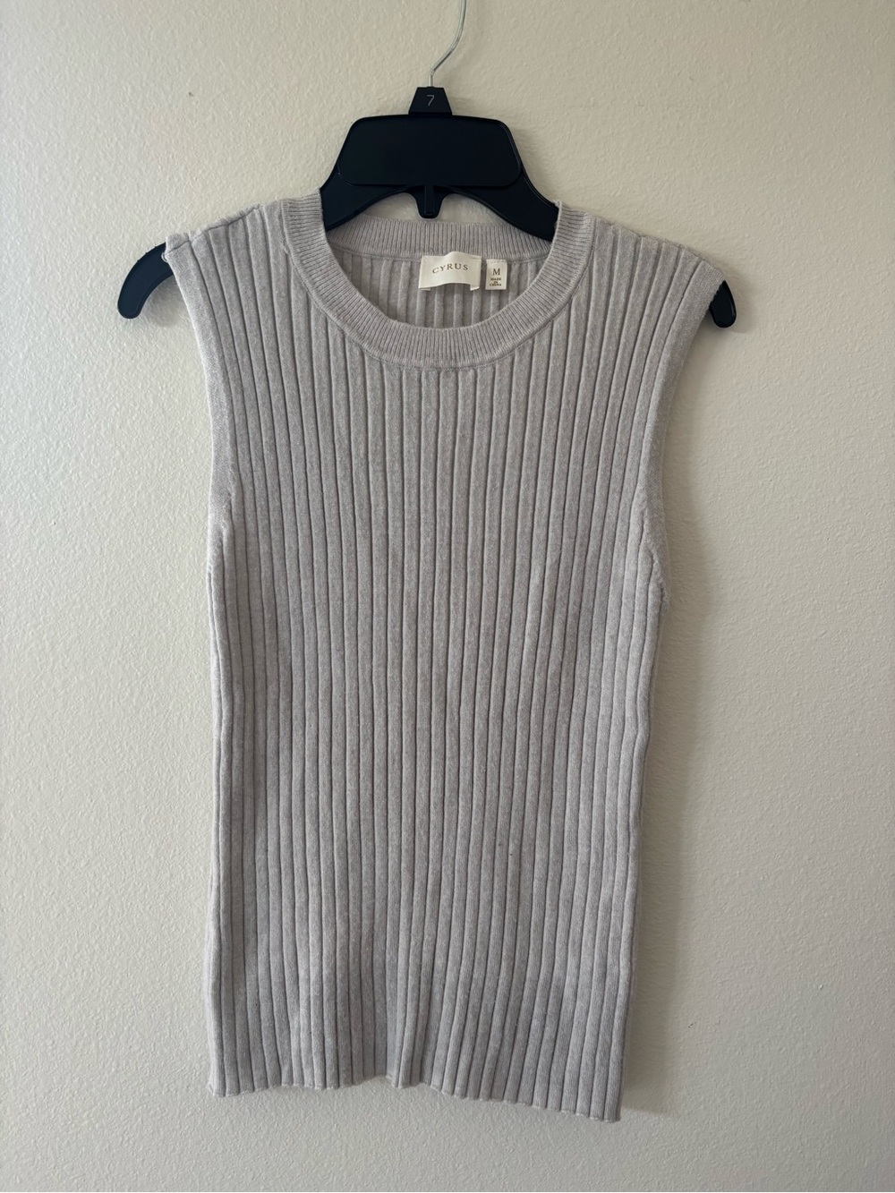 Cyrus Soft Ribbed Knit Sleeveless Tank Top Business Casual Women’s Size M